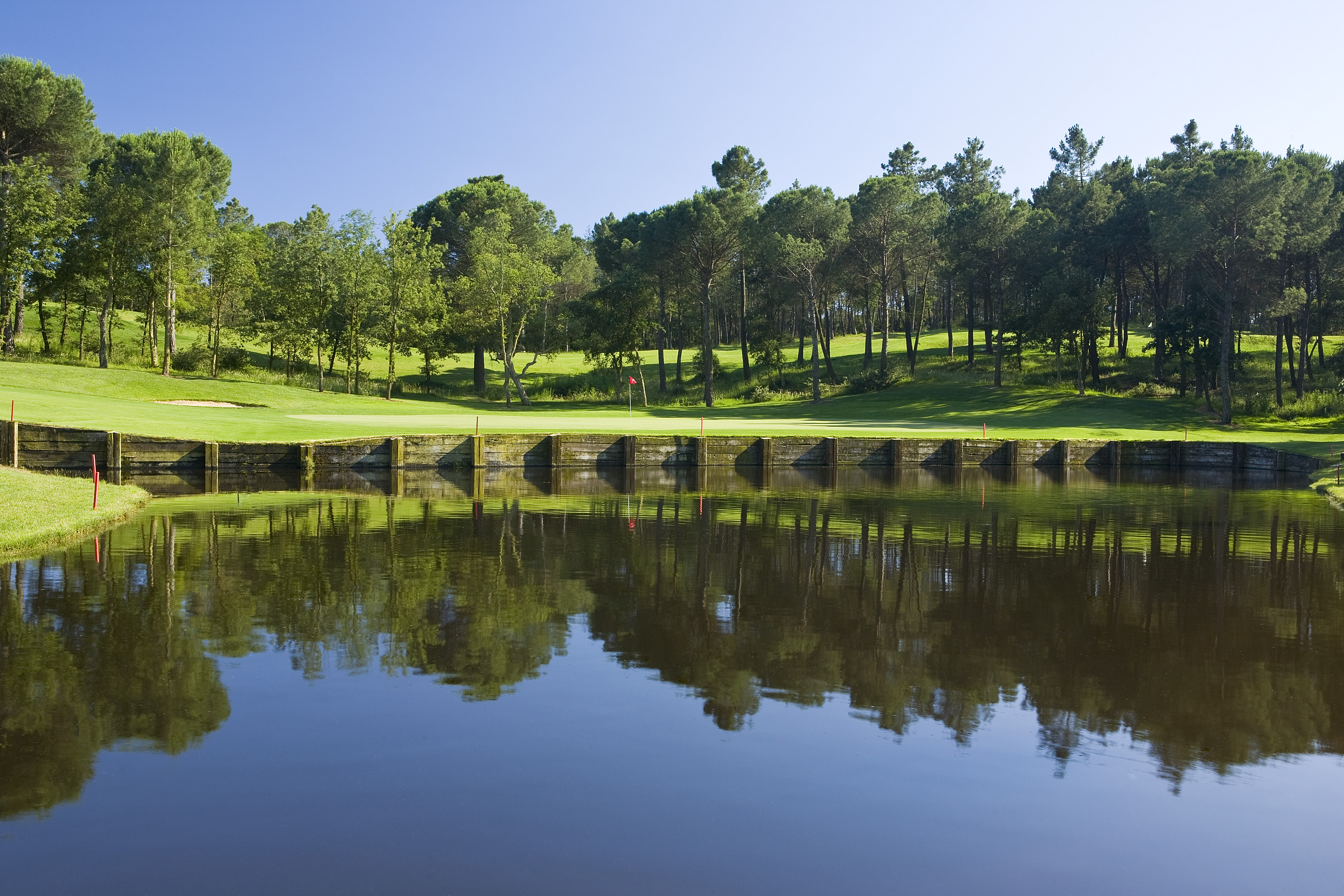 PGA Golf de Catalunya #3 Red